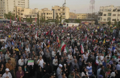 Irani ekzekuton tre persona të akuzuar për spiunazh për Izraelin