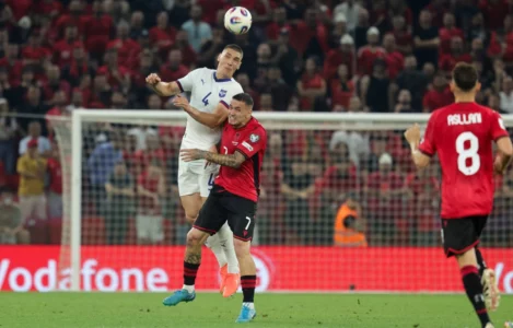 Formacionet zyrtare, Letoni – Shqipëri: Sylvinho me tri ndryshime nga ndeshja e fundit, Manaj kapiten