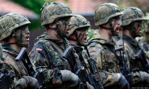 Gjermania po harton një ligj për rekrutimin ushtarak