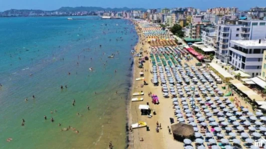 Tragjedi në Durrës: Pushuesi gjendet i vdekur në det