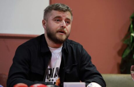 Tasholli: Gjenerata e rrencave serialë, rreni pa kanar qytetarët – Me rëndësi hutimi dhe pushteti