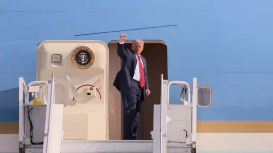 Trump thotë se po largohet nga samiti i NATO-s me përshtypje më pozitive për aleancën