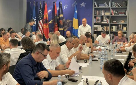 AAK-ja prezanton kandidatët për 11 komuna