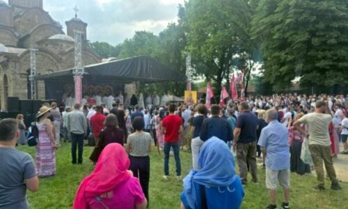 Lirohet për qarkullim rruga kryesore në Graçanicë, u devijua për shkak të Vidovdanit