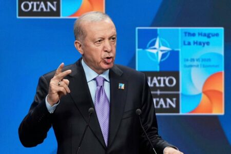 Erdogan: Derisa KFOR-i turk ndodhet në veri, s’do të ketë ndonjë problem