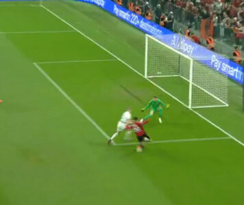 Shqipëria shumë pranë golit, e fillon në mënyrë të ‘zjarrtë’ pjesën e dytë