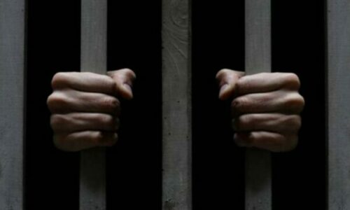 Prokuroria në Gjakovë kërkon paraburgim për dy të dyshuar për narkotikë