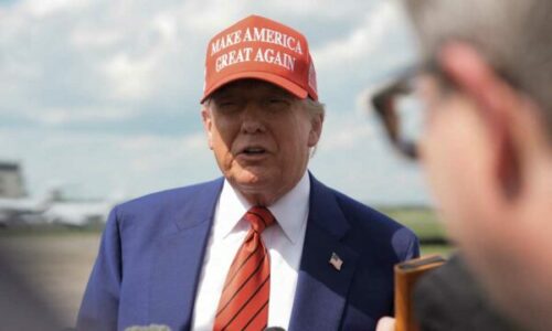 Gjykata Supreme i lejon Trumpit të rifillojë deportimin e emigrantëve në vendet e treta