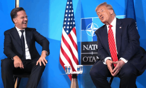 “Babushi është në shtëpi”: Trumpit i pëlqen nofka që i dha Rutte, e përdor pas kthimit në Amerikë