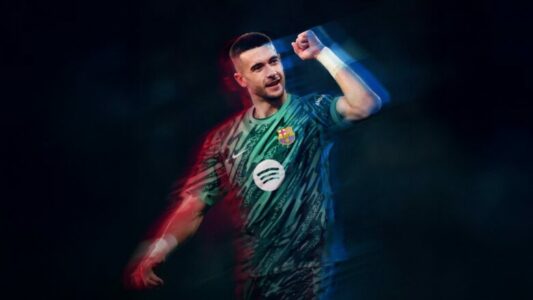 Zyrtare: Barcelona nënshkruan me portierin Joan Garcia