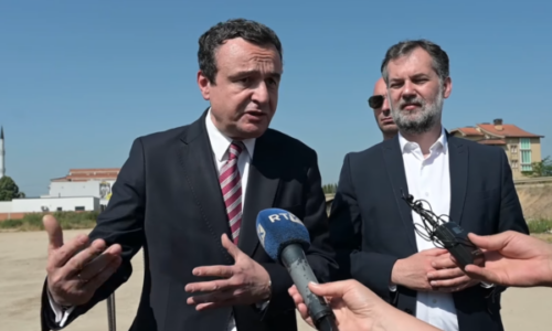 Kurti nuk i ndalë cilësimet për “opozitarët” i quan nomadë: S’po duan të kenë shtëpi