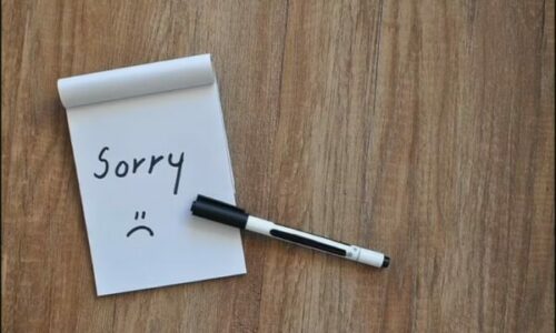 Sa herë thonë “më fal” britanikët?