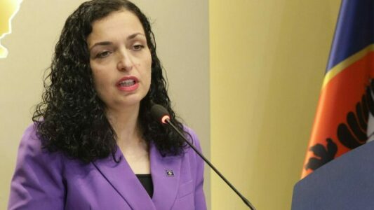 Osmani: Vuçiqi s’është mes dy karrigeve, është ulur në karrigen e Rusisë