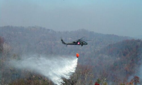 Ushtarët amerikanë e ruajnë Kosovën edhe nga zjarret, Departamenti i Mbrojtjes tregon si e shpëtuan një Manastir