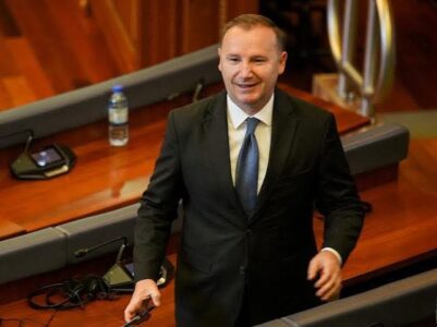 Zemaj: Po jetojmë nën një pushtet autokratik dhe të korruptuar