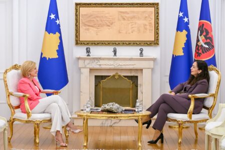 Osmani zhvillon takim edhe me Kusari-Lilën