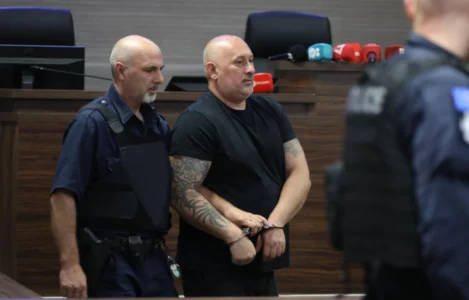Dënohet me 15 vjet burgim për krime lufte Millosh Pleskoviq
