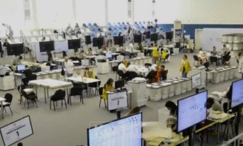 Shqipëri: Përfundon rinumërimi në Fier, deputetja e PS humb mandatin