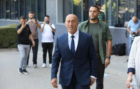 Haradinaj: Bllokada në Kuvend vazhdon, presidentja ka shqetësim se koha po ec shpejt