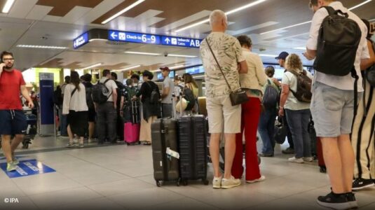 Ndryshimi i madh në fluturime brenda zonës Schengen, mjafton vetëm bileta e avionit