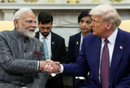 Amerika i vendos tarifa prej 25% Indisë