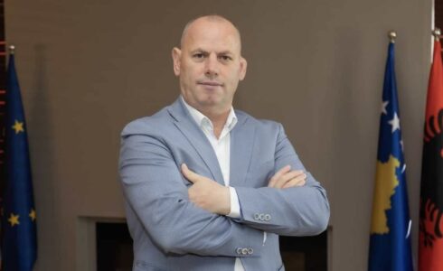 Rrëzohet Ramiz Lladrovci, Kryesia e PDK-së e zgjedh Petrit Hajdari kandidat për Drenas