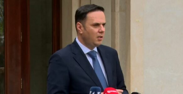 Abdixhiku: Ne e ëndërrojmë Kosovën, Kurti e përdor atë