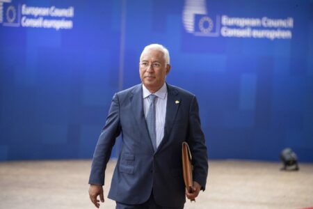 Costa bën thirrje për takim urgjent të BE-së për çështjen e Greenlandës