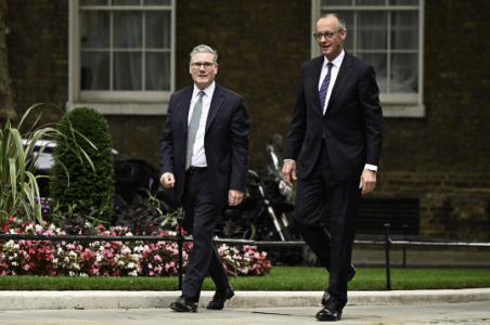 Gjermania dhe Britania nënshkruajnë paktin e mbrojtjes së ndërsjellë