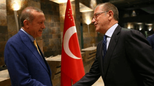 Pesë vjet burg për gazetarin që kritikoi Erdoganin