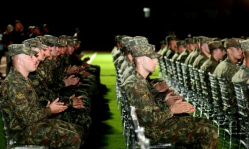 Diplomohen 90 studentë të rinj të Akademisë së Forcave të Armatosura të Shqipërisë, pesë prej tyre nga Kosova