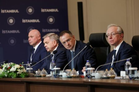 Bisedimet për paqe Ukrainë-Rusi, raportohet për arritjen e marrëveshjes për të burgosurit