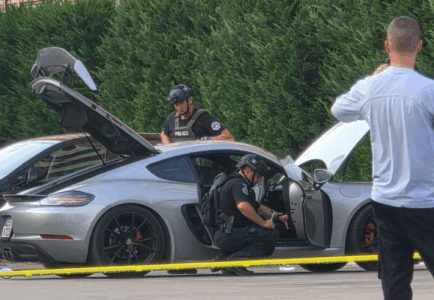 Kjo është vetura në të cilën dyshohet se ka mjet shpërthyes- mërgimtari e lajmëroi Policinë