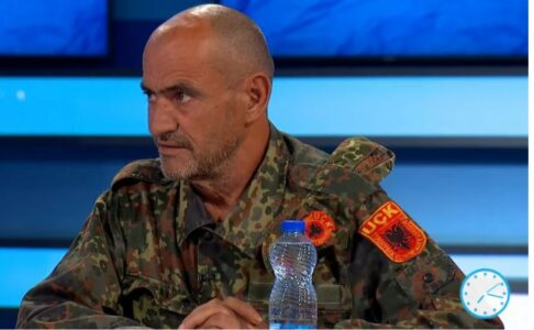 Protestoi para Kuvendit, veterani i UÇK-së: Qeveria në detyrë s’ka bërë gjë për vlerat e luftës