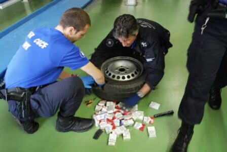 Alarmohet Zvicra, kontrabanda e cigareve në rritje – shumica nga Kosova