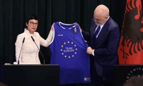 Shqipëria nuk ndalet: Brukseli hapi grupkapitullin e fundit të negociatave për anëtarësim