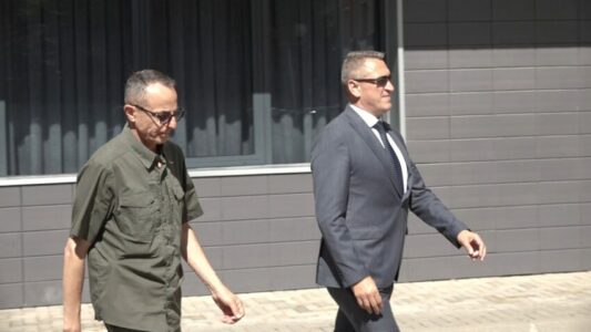 Presidentja Osmani takohet edhe me Nenad Rashiqin, ngërçi në fokus