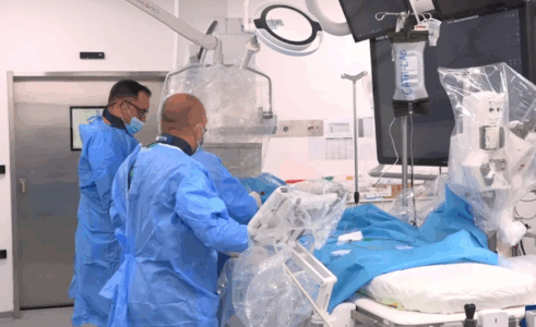 Në Spitalin e Prizrenit kryhet koronarografia dhe bëhet vendosja e stentave
