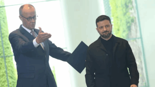 Kancelari gjerman dyshon se Ukraina do të anëtarësohet në BE në 10 vitet e ardhshme