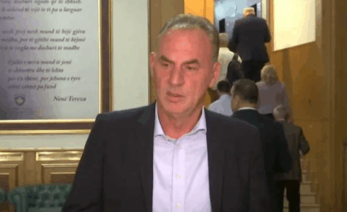 Limaj pret nga Kushtetuesja të ndihmojë në krijimin e institucioneve