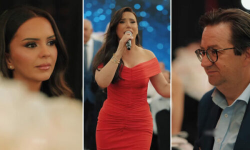 Momenti emocionues kur Albërie Hadërgjonaj interpretoi këngën kushtuar Ibrahim Rugovës në dasmën e vajzës së tij, Teutës