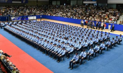 Ambasada amerikane uron rekrutët e rinj të Policisë