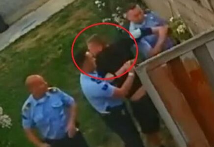 Personi i rrahur nga policia në Klinë urdhërohet të vuajë dënim me burg, avokati ngre dyshime për ndërlidhje të rasteve