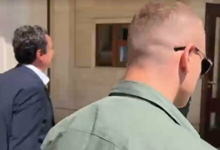 A do t’ia japë Limajt postin e kryeparlamentarit? Kurti s’përgjigjet