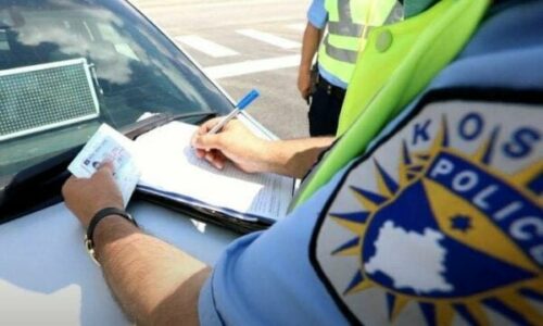 Policia në Ferizaj nuk falë, gjobit dy shoferë pasi shkelën rregullat e trafikut