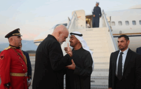 Rama e pret në aeroport presidentin e Emirateve të Bashkuara