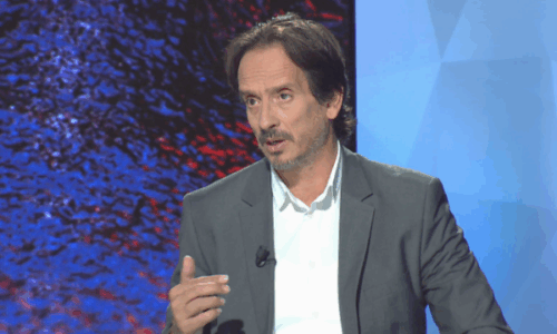 Ben Andoni: Albulena Haxhiu, kamikaze politike, e shkatërroi edhe prestigjin e vet