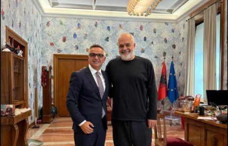 Tahiri takon Ramën: Paraqet planin RAMP4 për reforma në qeverisje dhe iniciativën për Konferencë Ndërkombëtare