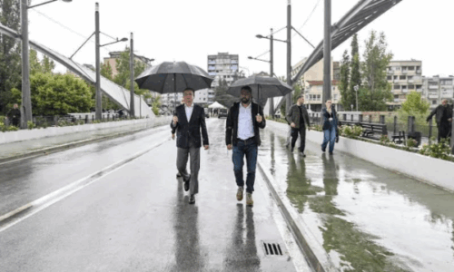 Zyra e Kryeministrit konfirmon se sot vendoset gurthemeli për dy urat e reja mbi Ibër – Brukseli i kërkoi të përmbahet