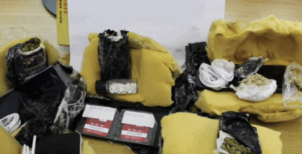 Bastisje në Dubravë – 98 gram drogë dhe telefona të sekuestruar